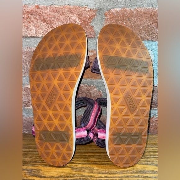 TEVA Women's Original Universal Ombre Sandal Size 10 - Picture 8 of 9